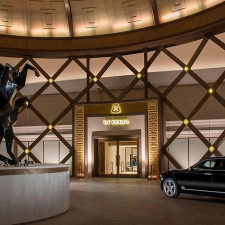 The St. Regis Astana Hotel Exterior photo Entrance to the St Regis Istanbul