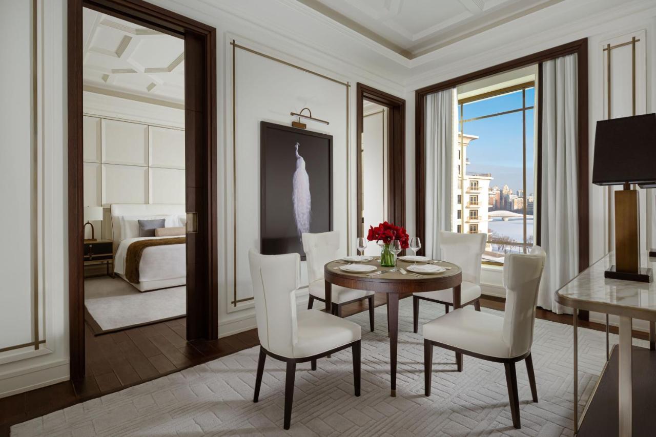 The St. Regis Astana Hotel Exterior photo Interior of a suite