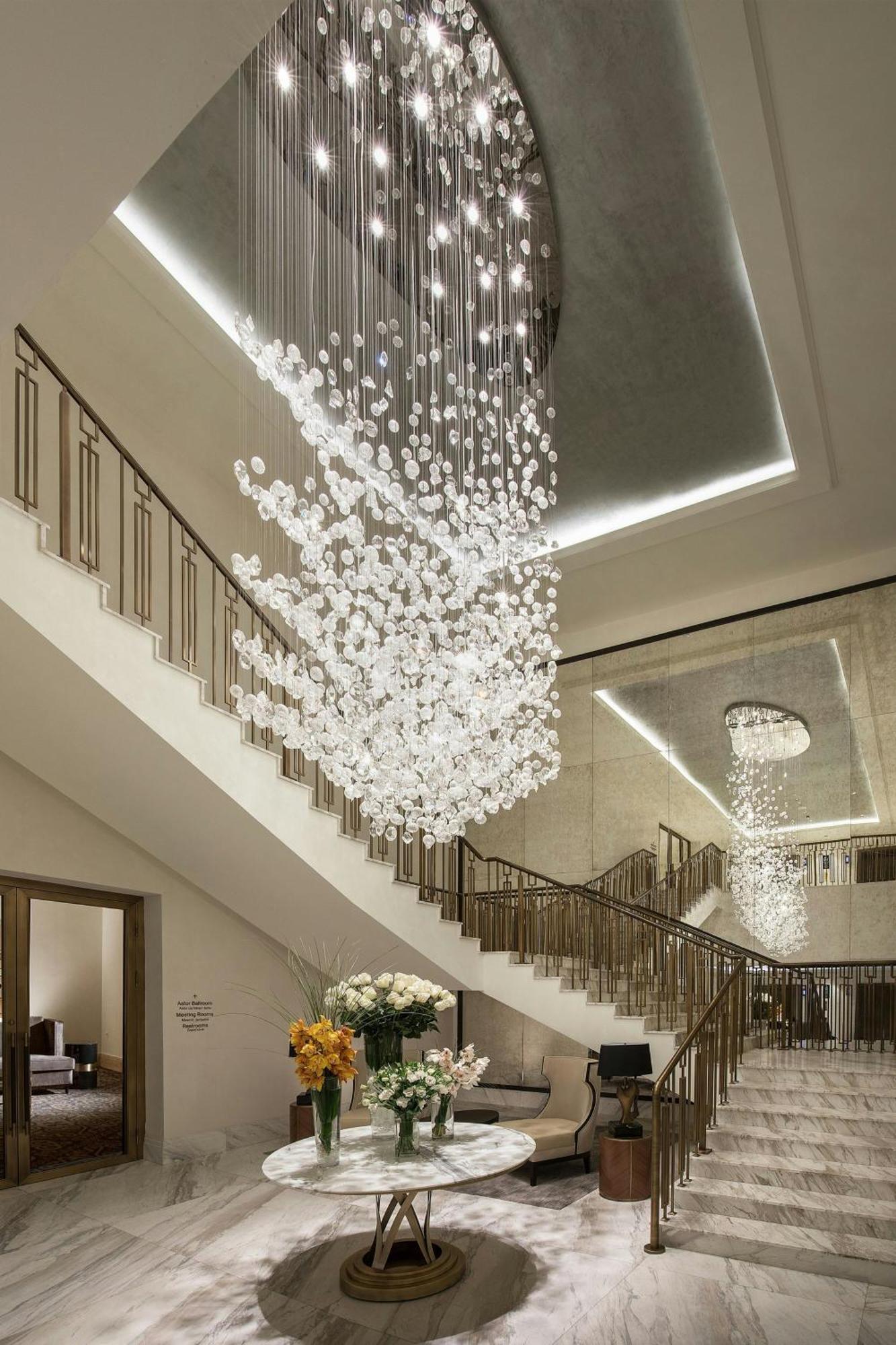 The St. Regis Astana Hotel Exterior photo A chandelier